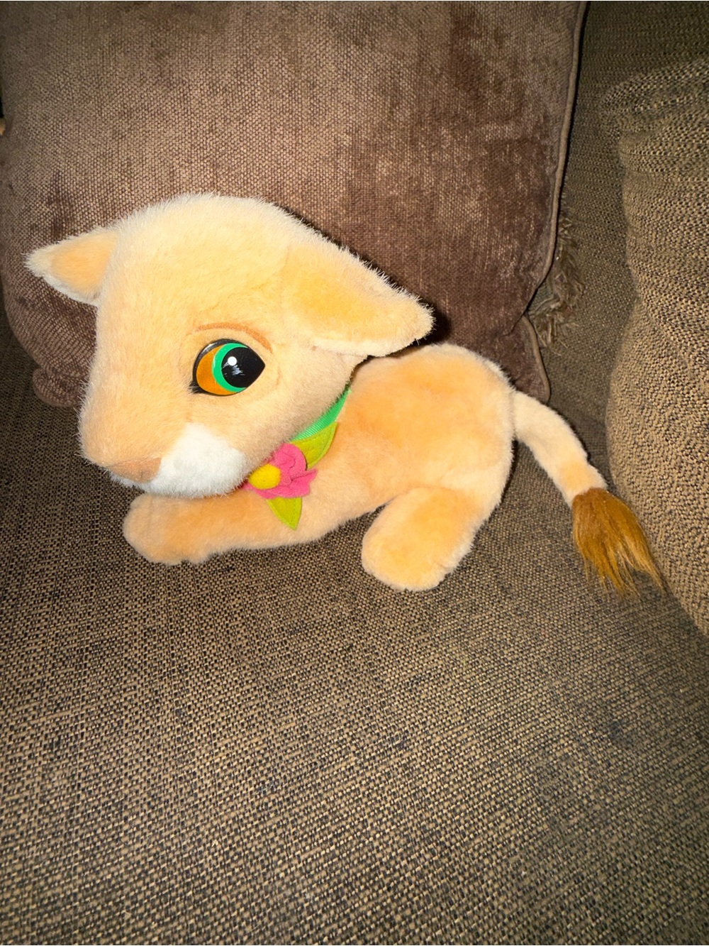 Vintage Nala from The Lion King- 1993- purrs when squeezed